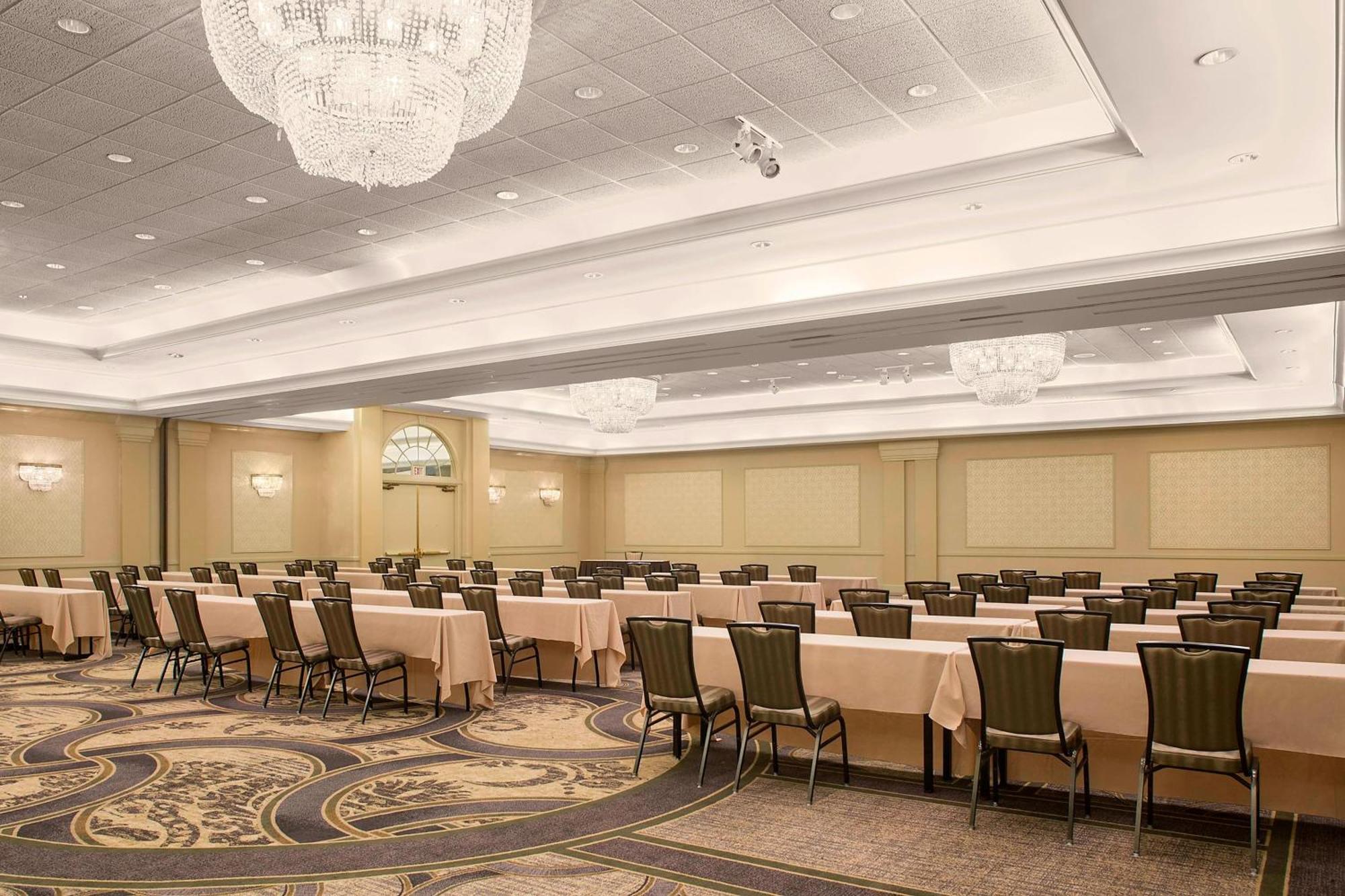 Sheraton Suites Akron Cuyahoga Falls Extérieur photo